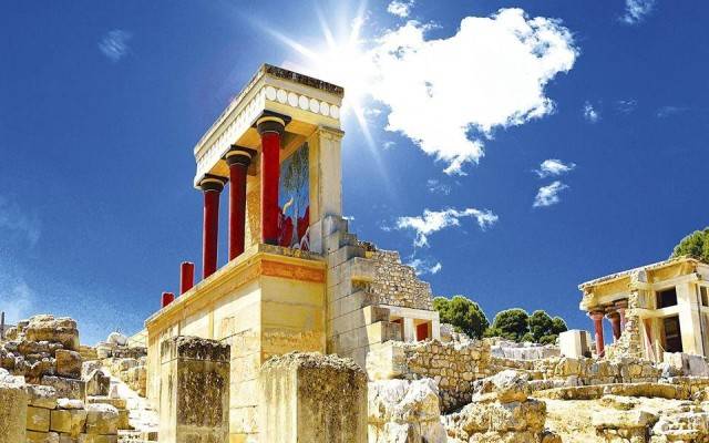 Heraklion Tour - Knossos Palace